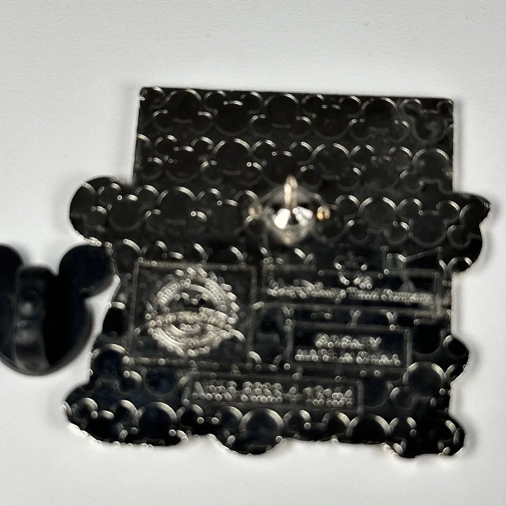 Mickey Minnie Mouse Disneyland Resort Travel Company GWP Pin Trading 2013